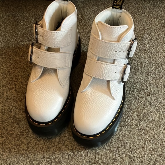 DEVON HEART LEATHER PLATFORM BOOTS - Picture 4 of 6